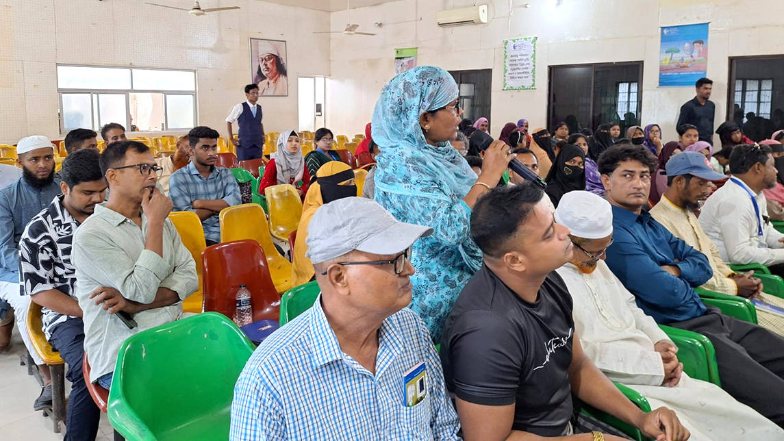 Participants attending a Learning Sharing Meeting in Rajbari